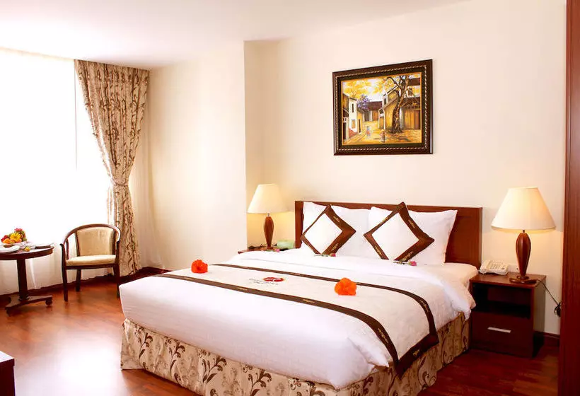 هتل The Western Hill Dalat