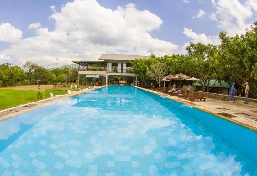 Hotel Sigiriana Resort By Thilanka