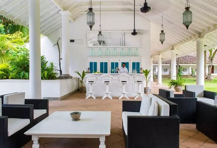 Hotel Tamarind Hill By Asia Leisure