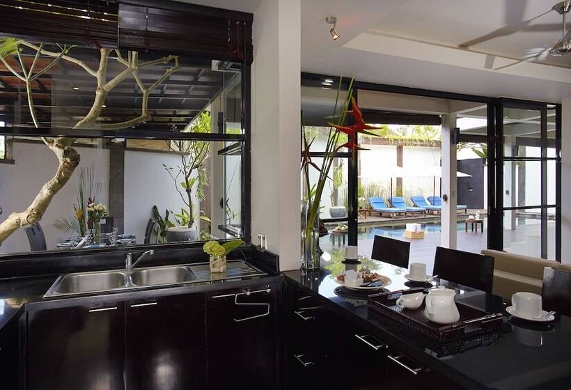 Otel Temple Hill Residence Villa