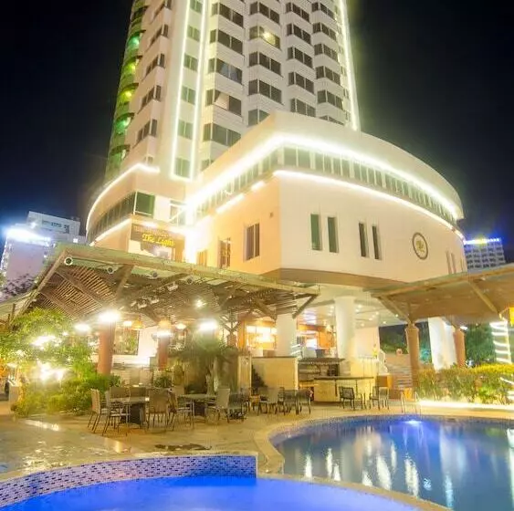 The Light Hotel And Resort