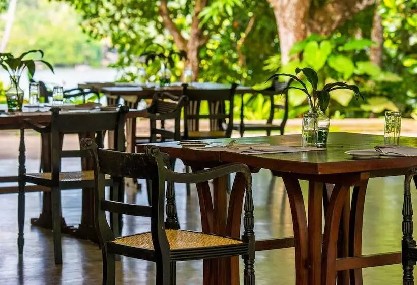 בית מלון כפרי The River House By Asia Leisure