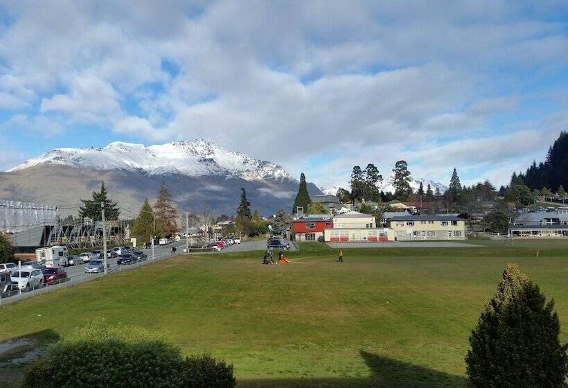 فندق على الطريق Bella Vista Queenstown