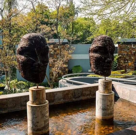 Seven Villa Hotel And Spa