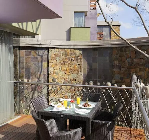 Seven Villa Hotel And Spa