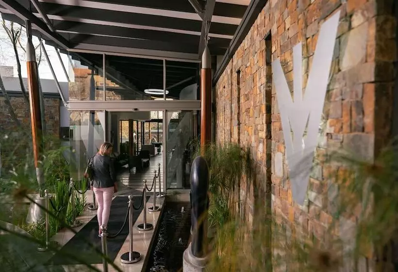 Seven Villa Hotel And Spa