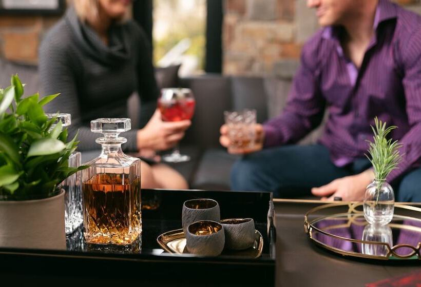 Seven Villa Hotel And Spa