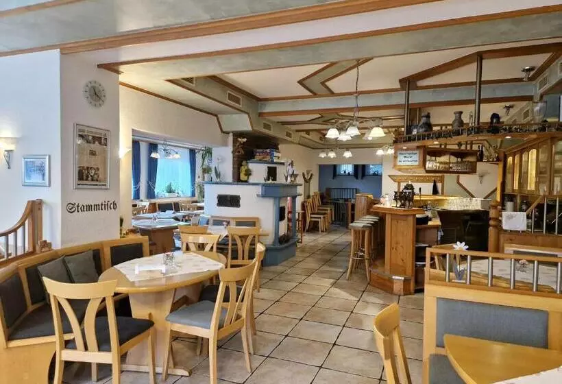 Retkeilymaja Landgasthof Rose