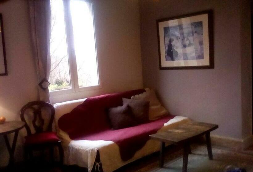 مبيت وإفطار La Corniche