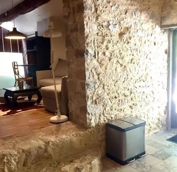 Aamiaismajoitus (B&B) Mas De La Pauze