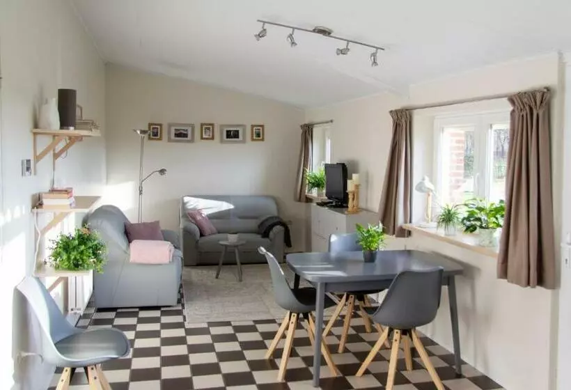 Aamiaismajoitus (B&B) Op D N Stolberg