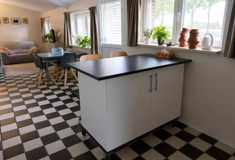 Aamiaismajoitus (B&B) Op D N Stolberg