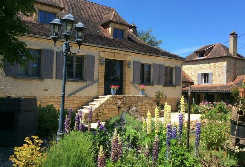 פנסיון Autour D Une Histoire