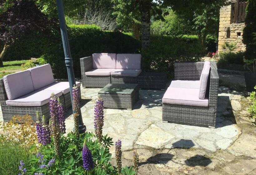 פנסיון Autour D Une Histoire