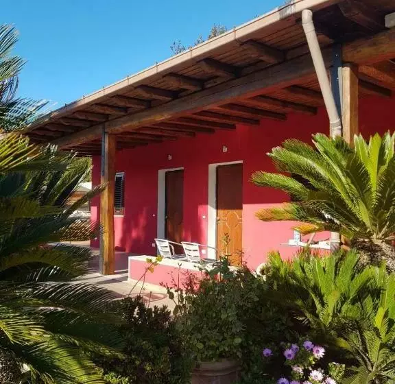 ペンション L Oasi Di Ambra