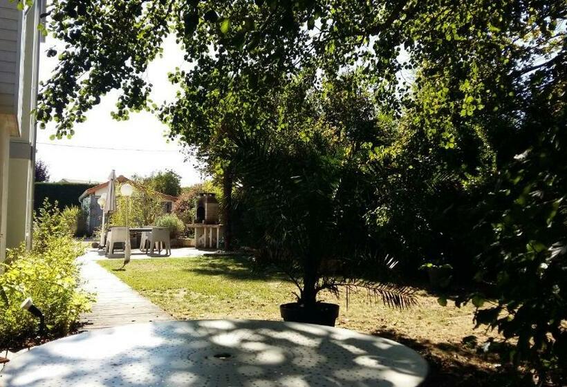 ベッドアンドブレックファースト Chambres D Hôtes Du Parc D Espagne