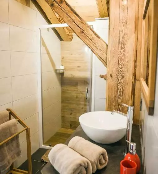 تختخواب و صبحانه La Grange D Aldaré Chambres D Hôtes