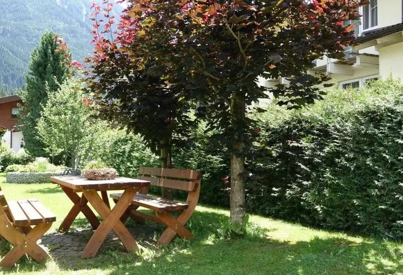 Majatalo Gästehaus Margareta