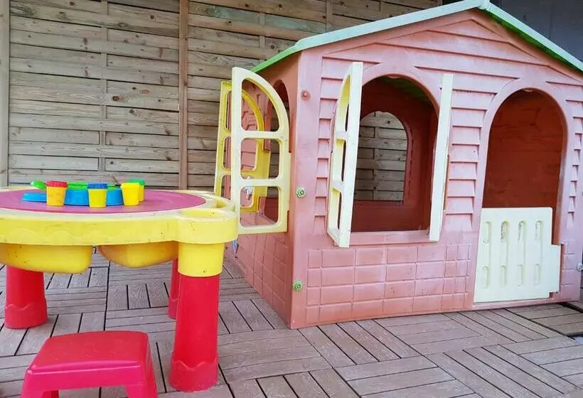 Majatalo Kids  Paradise House