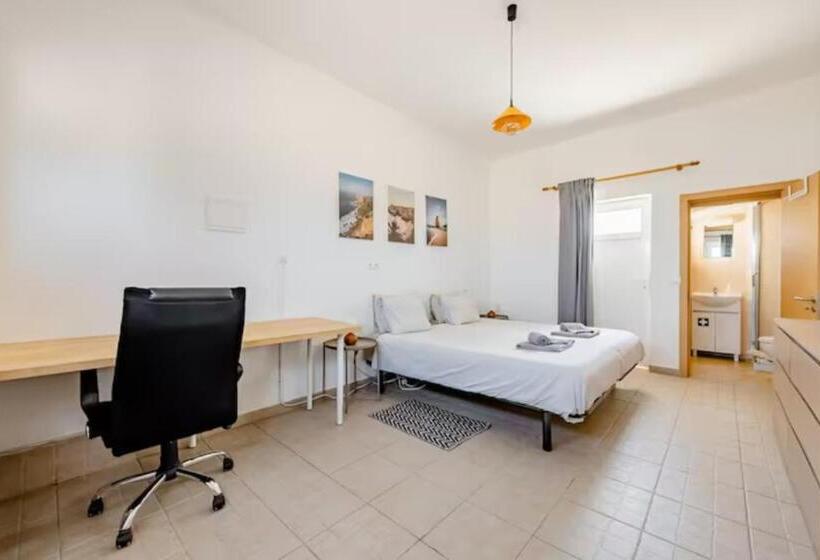 بنسيون Local Guesthouse