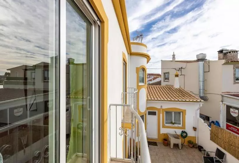 ペンション Local Guesthouse