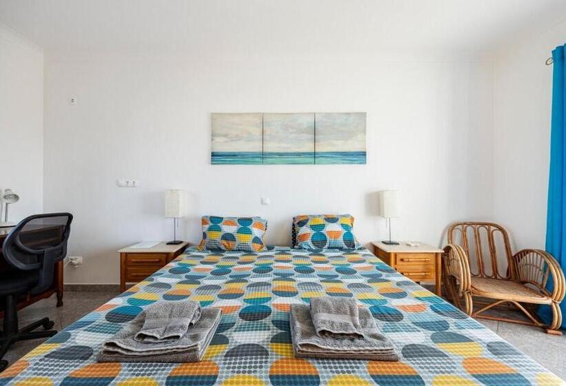 بنسيون Local Guesthouse