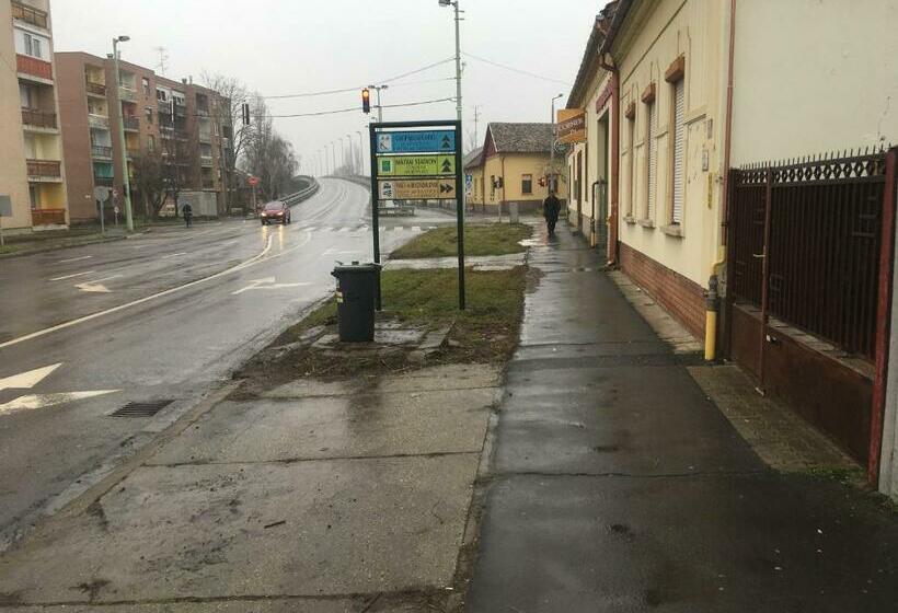 Пансион Roland Motel