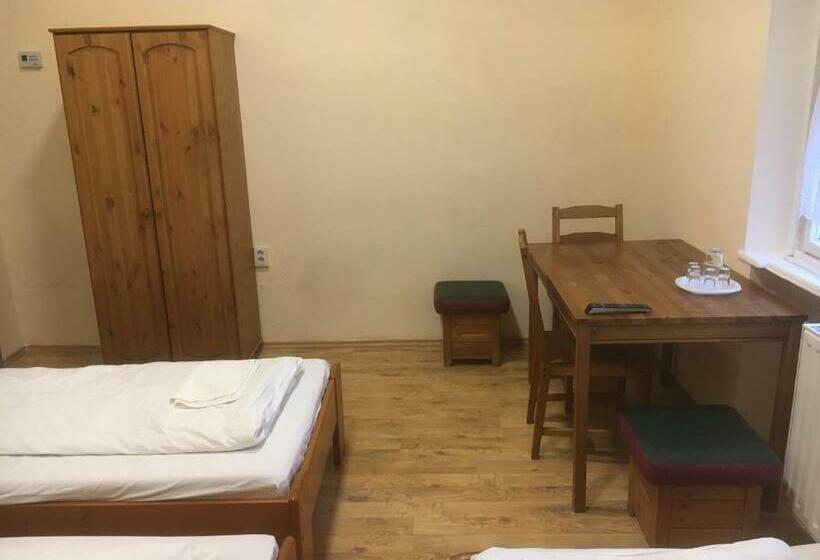 Пансион Roland Motel