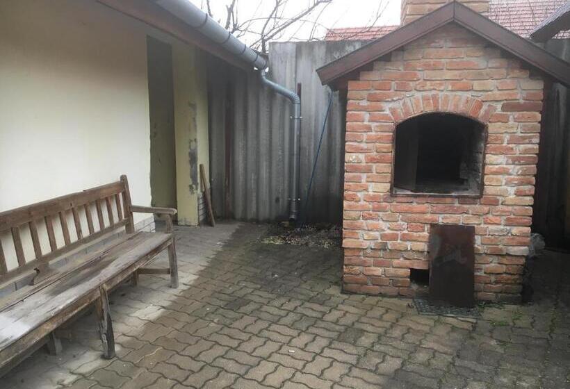 Пансион Roland Motel