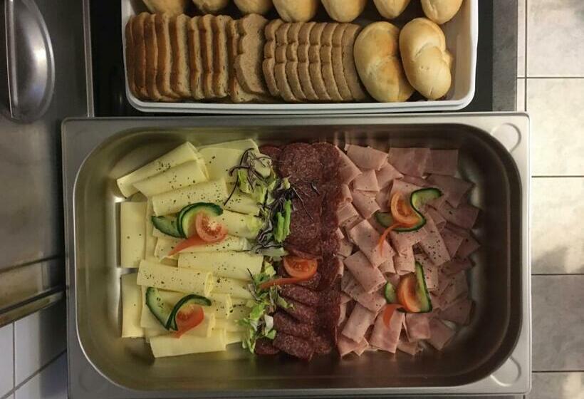 펜션 Toronyi Vendégház