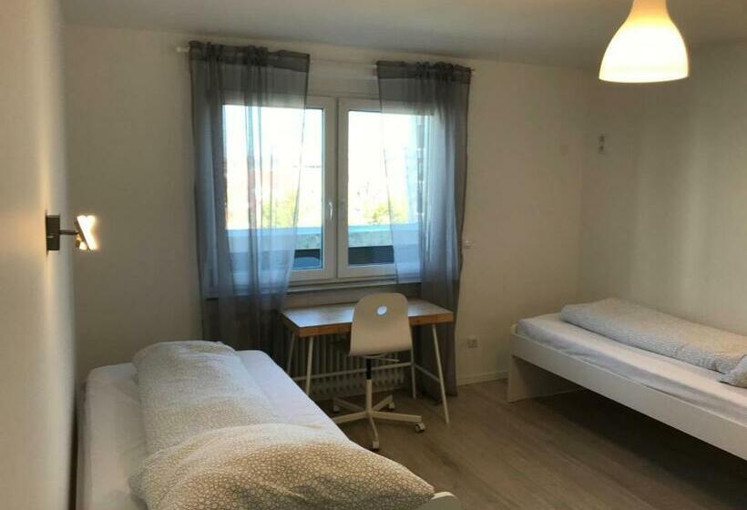 Pension Qmt Reutlingen