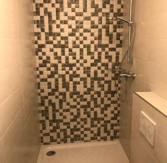 Pension Qmt Reutlingen