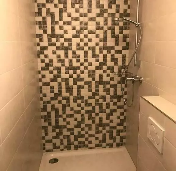 Pension Qmt Reutlingen