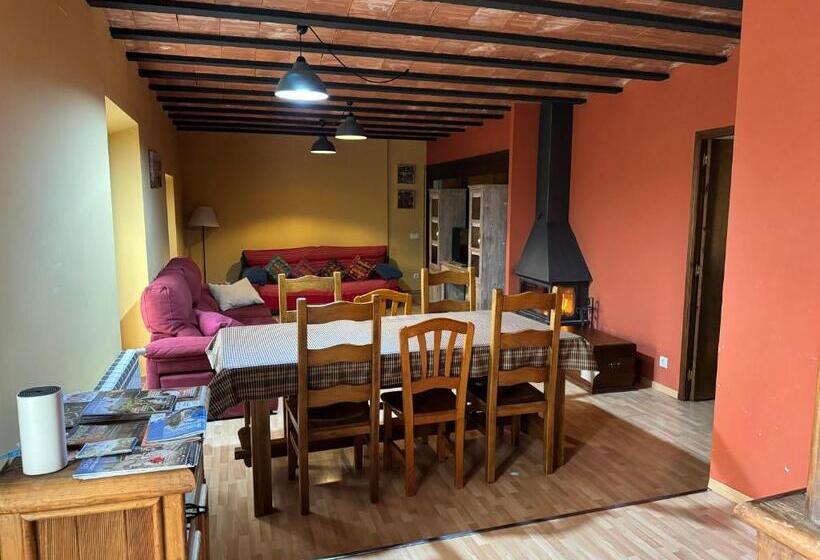 הוסטל Ca La Bet