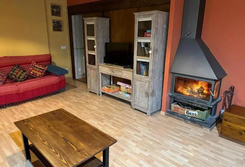 Retkeilymaja Ca La Bet