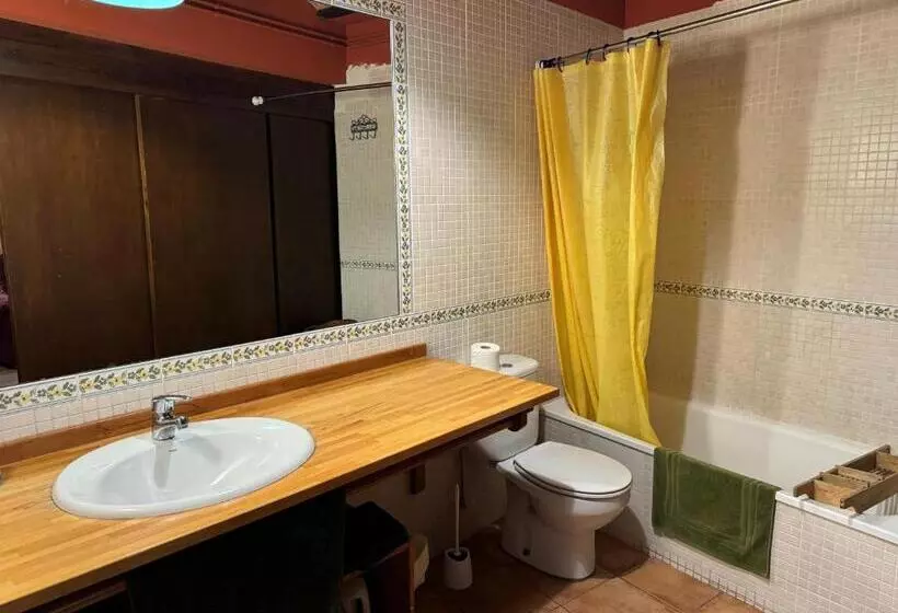 Retkeilymaja Ca La Bet