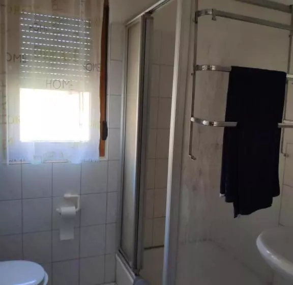 Retkeilymaja Gasthaus Löwen