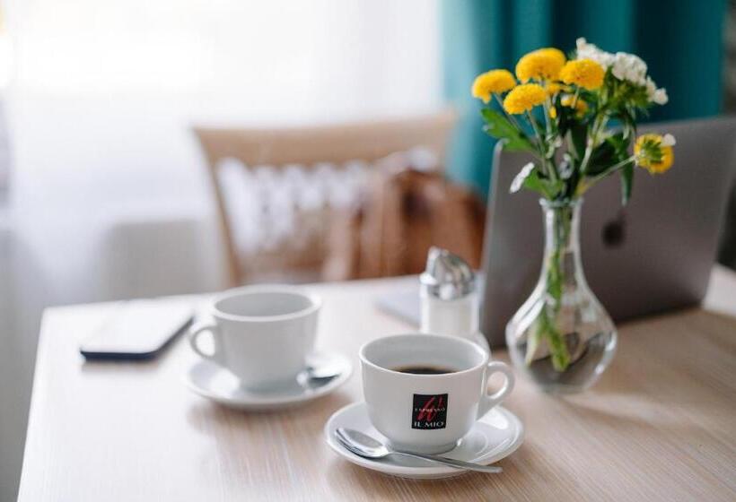 호스텔 Gästehaus Am Flughafen Düsseldorf