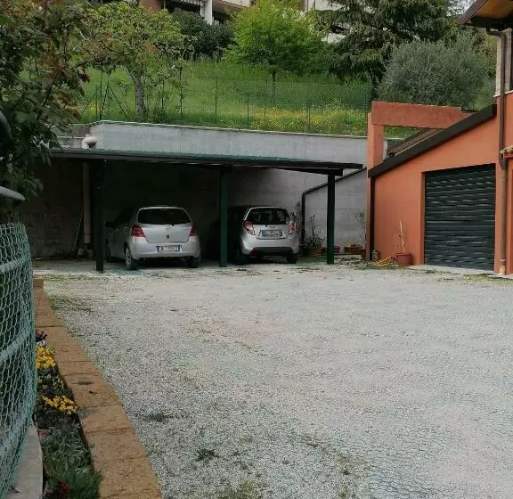 ベッドアンドブレックファースト Petronilla