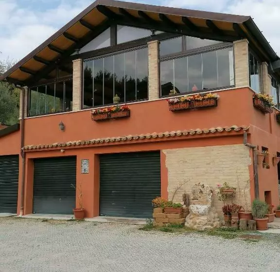 ベッドアンドブレックファースト Petronilla