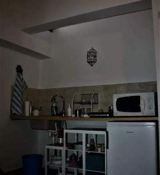 ベッドアンドブレックファースト Petronilla