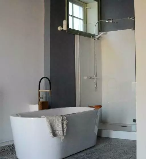 Aamiaismajoitus (B&B) De Theetap