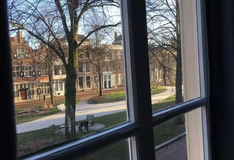 Aamiaismajoitus (B&B) De Theetap