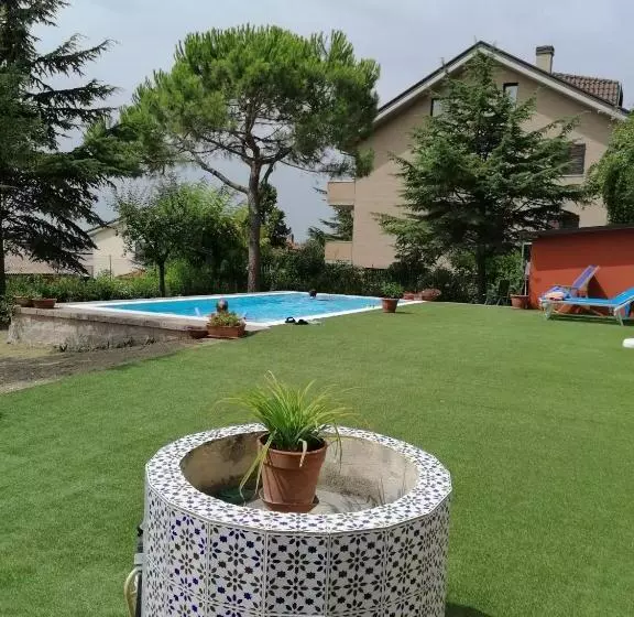 ベッドアンドブレックファースト Petronilla