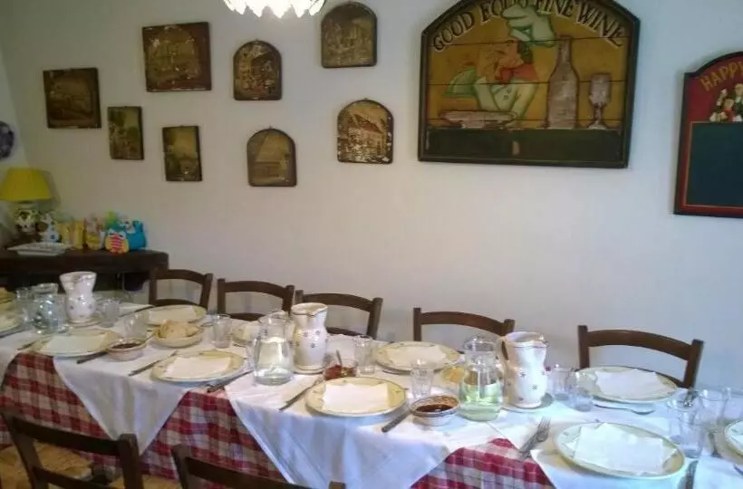 ホテル Agriturismo Tre Santi