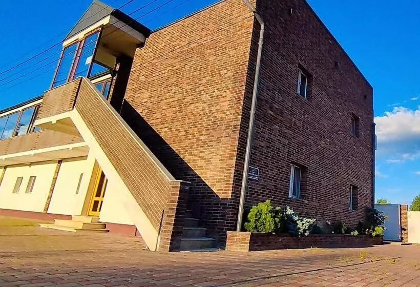 Hotelli Fresh Accommodation