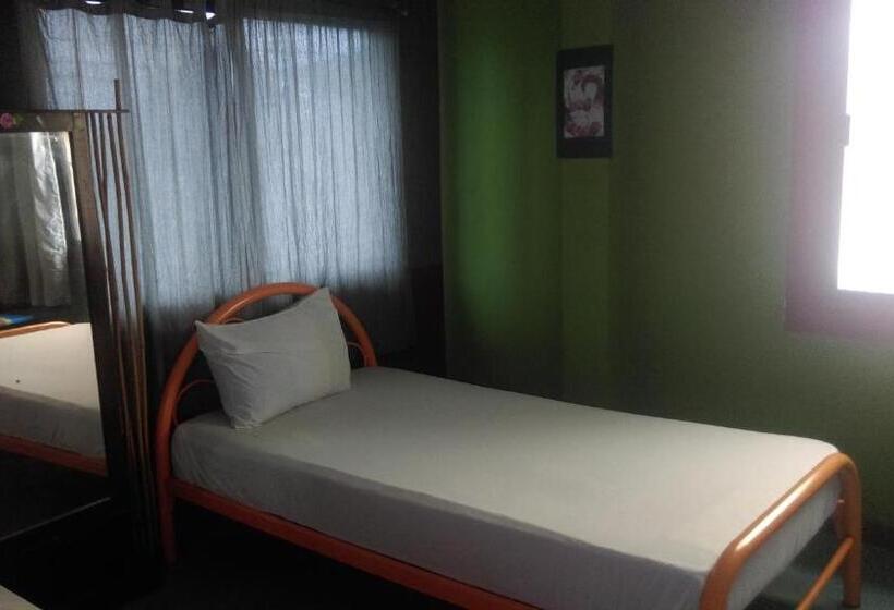 פנסיון Mr. Clean Guesthouse