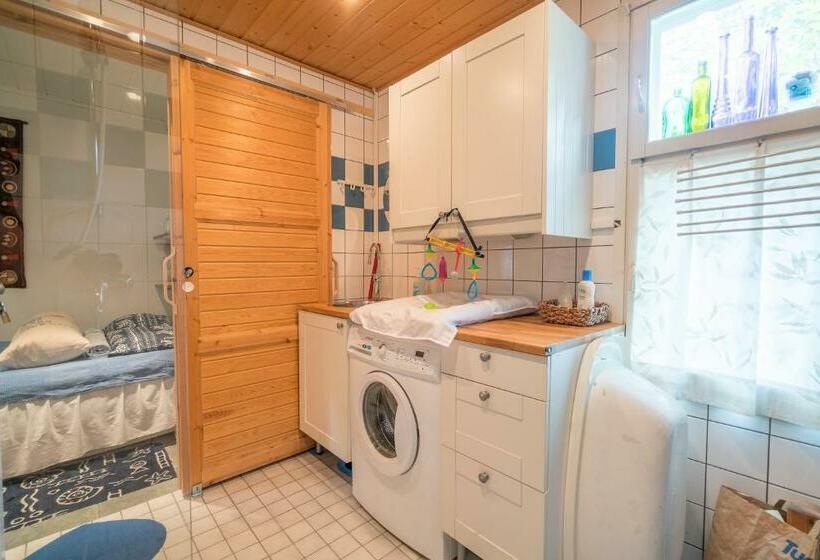 پانسیون Oak House