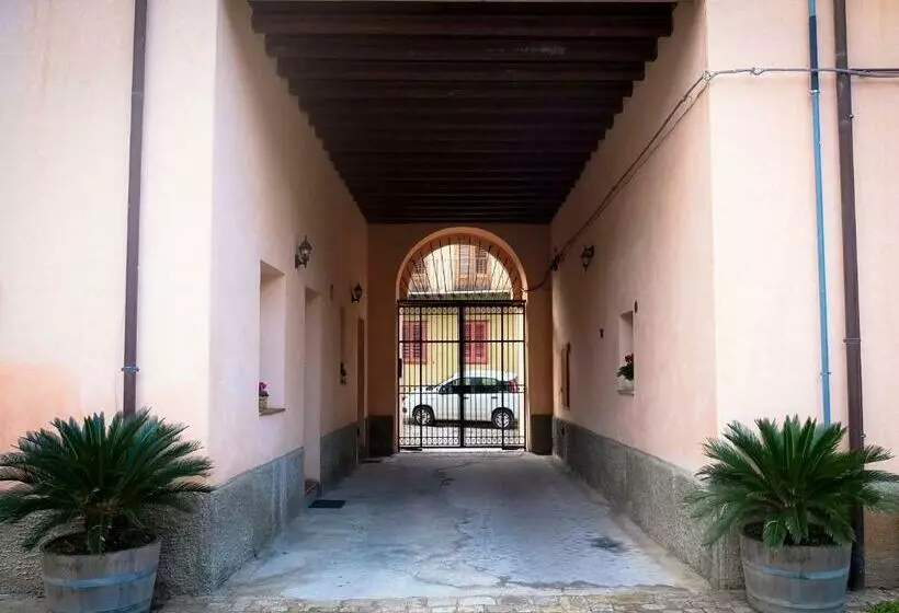 Aamiaismajoitus (B&B) Baglio Bonomo