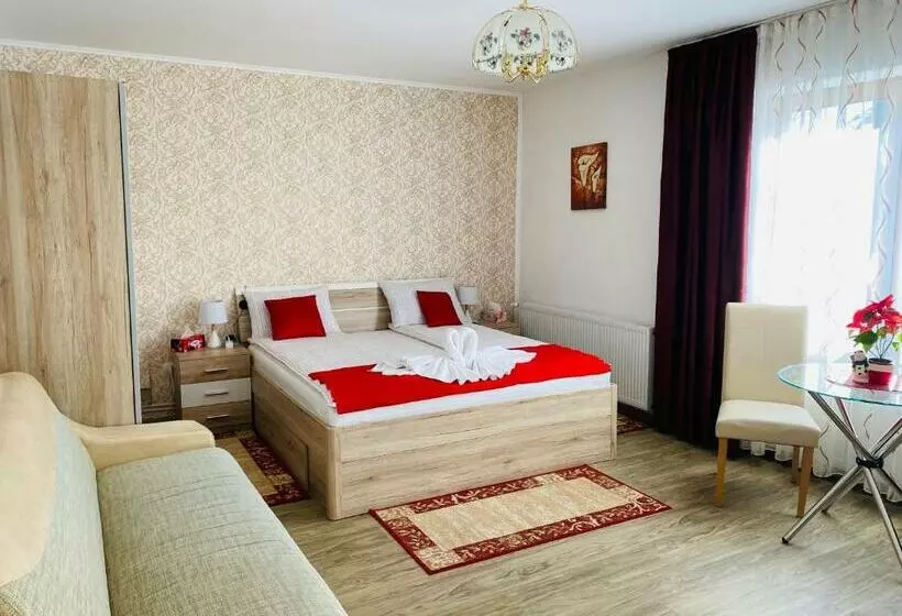 پانسیون Casa Elena
